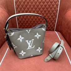 Louis Vuitton M13045 BB Allin BB  Size: 18x 16 x 12cm 2025 new 