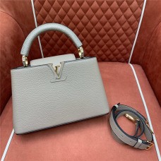 Louis Vuitton M24736 Capucines BB Size: 27 x 17 x 9cm 2025 new 