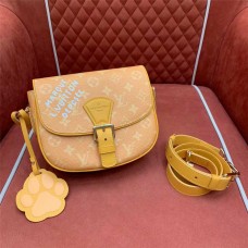 Louis Vuitton M12694 Montsouris Size: 20 x 17 x 7cm 2025 new 