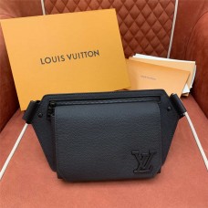 Louis Vuitton M57081 takeoff Size: 30 x 16 x 3cm 2025 new 