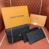Louis Vuitton M82477 Size: 21 x 12 x 3cm 2025 new 