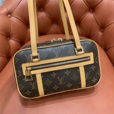 Louis Vuitton M46321 Cite Size: 26 x 16 x 11cm 2025 new 