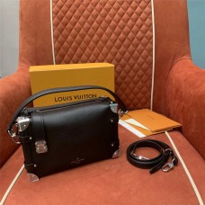 Louis Vuitton M25160 Side trunk Size:  21 x 14 x 6cm 2025 new 