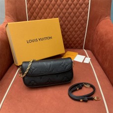 Louis Vuitton M82154 ivy WOC Size: 23.5 x 12 x 4.5cm 2025 new 