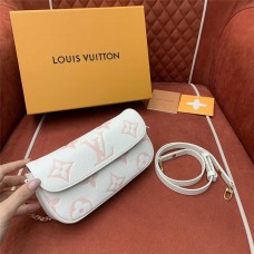 Louis Vuitton M83026 ivy WOC Size: 23.5 x 12 x 4.5cm 2025 new 