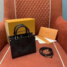 Louis Vuitton M46993 onthego BB Size: 18 x 15 x 8.5cm 2025 new 
