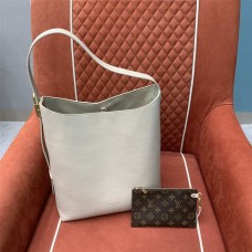 Louis Vuitton M25022 Lowkey Hobo Size: 31 x 35 x 18cm 2025 new 