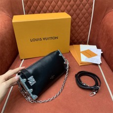 Louis Vuitton M25445 Slim Trunk Size: 23 x 12 x 4cm 2025 new 
