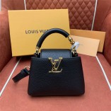 Louis Vuitton M23943 Capucines Size: 21 x 14 x 8cm 2025 new 