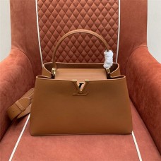 Louis Vuitton M24879 Capucines GM Size: 38 x 23 x 16cm 2025 new 