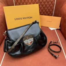 Louis Vuitton M12192 Sunset vibe Size: 18 x 3 x 27cm 2025 new 