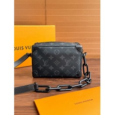 Louis Vuitton M44735  Soft trunk Size: 18.5x13x8cm 2025 new 