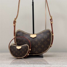 Louis Vuitton M46828 croissant Size: 25 x 15 x 5cm 2025 new 