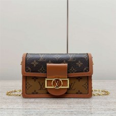 Louis Vuitton M68746 Dauphine WOC Size: 18.5 x 12 x 5cm 2025 new 