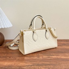 Louis Vuitton M23698 onthego- Cream  White  Size: 25x19x11.5cm 2025 new 