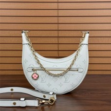 Louis Vuitton M11279  yellow   Moon  Loop Size: 24x22x6cm 2025 new 