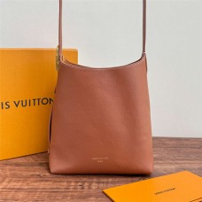 Louis Vuitton M25354  Low Key Hobo - Brown  Small  Size: 28x16x24cm 2025 new 