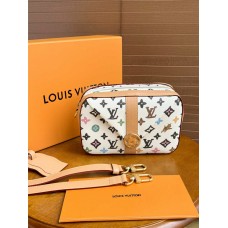 Louis Vuitton Envelope Metis   Size: 23.5x15.5x 8.5cm 2025 new 
