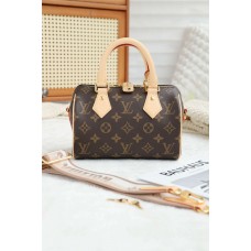 Louis Vuitton M46222  speedy 20 Size: 20.5 x 13.5 x 12cm 2025 new 