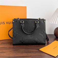 Louis Vuitton M45653(black ） on the goSmall black  Embossing  Size: 25x19x11.5cm 2025 new 