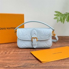 Louis Vuitton M83592 Blue  nano diane（ Blue  ） Size: 19x10.5x6cm 2025 new 