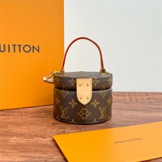 Louis Vuitton M46933 Scott Size: 13.5 x 9 x 11.5cm 2025 new 