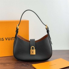 Louis Vuitton M24611  Low Key Shoulder-black  Size: 26x18x7cm 2025 new 