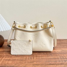 Louis Vuitton M25452 Bundle Size: 28x20x11.5cm 2025 new 