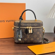 Louis Vuitton M45165 Vanity Size: 19x13x11cm  2025 new 
