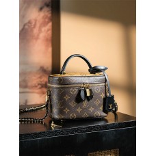 Louis Vuitton M45165 Vanity Size: 19x13x11cm  2025 new 