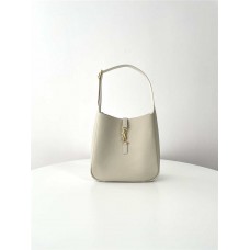 YSL Yves Saint Laurent YSL Soft hobo_ Vintage  Cream  White   Style: 713938 Size: 23x22x8.5cm  2025 new 