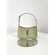 YSL Yves Saint Laurent Le 5 A 7  Underarm Saddle   Size: 23x16x6.5cm  Style: 657228  2025 new 