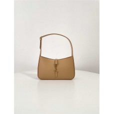 YSL Yves Saint Laurent Le 5 A 7  Underarm Saddle   Size: 23x16x6.5cm  Style: 657228  2025 new 
