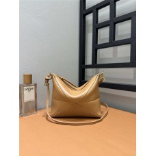 Loewe Puzzle Fold Pouch 尺寸:23*6.5*15.5cm 2025 new 