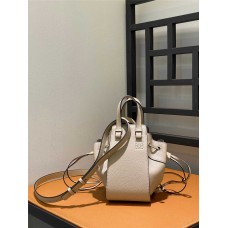 Loewe Mini Hammock Drawstring  size: 19*11*17cm 2025 new 