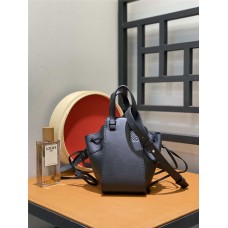 Loewe Mini Hammock Drawstring  size: 19*11*17cm 2025 new 