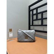 Loewe Goya puffer 尺寸: mini 20/6/13cm 2025 new 