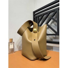 Loewe Pebble medium  size: 24*24*28cm 66035 2025 new 
