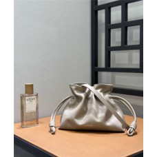 Loewe Flamenco size: 24*18*9cm 2025 new 