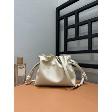 Loewe Flamenco size: 24*18*9cm 2025 new 