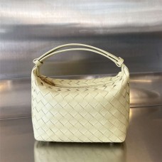 BV Wallace  754443   Size 22x13x9.5cm 2025 new 