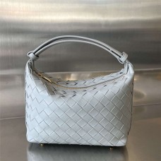BV Wallace  754443   Size 22x13x9.5cm 2025 new 