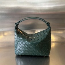 BV Wallace  754443   Size 22x13x9.5cm 2025 new 