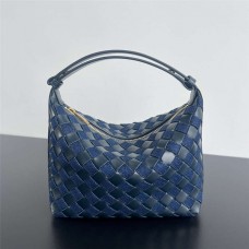 BV Wallace  754443   Size 22x13x9.5cm 2025 new 