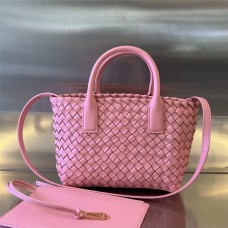 BV Mini Cabat  709464    Size 20x15x12cm  2025 new 