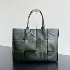 BV Arco Tote 766969  Size 46*34*11cm 2025 new 