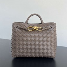 BV Andiamo  743568   Size 25x22x10.5  2025 new 