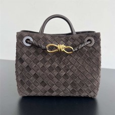 BV Andiamo  743568  Size 25x22x10.5 2025 new 