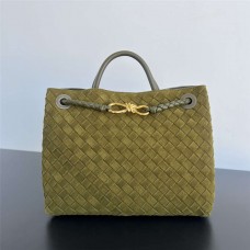 BV Andiamo  743572    Size 32x25x11 2025 new 
