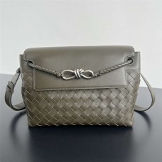 BV Small Andiamo 815781  29x20x13cm 2025 new 